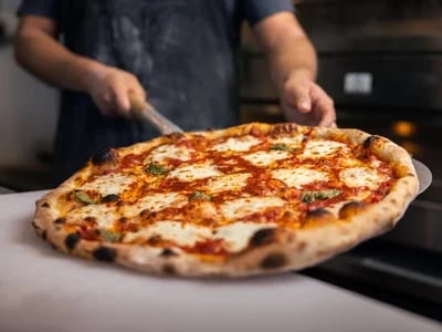 Pizzeria Fleisbach – Steinofenqualität für wahre Feinschmecker