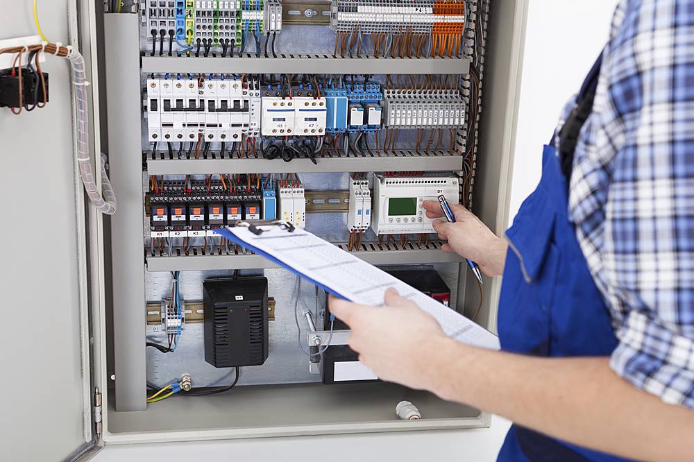 E-Check nach DGUV V3 – So setzen Sie die Vorschrift richtig um