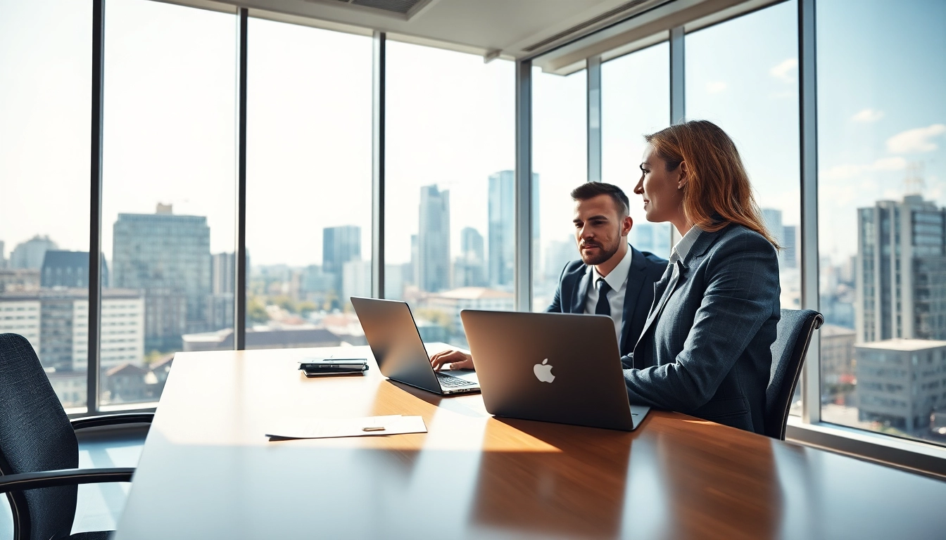 Professioneller Headhunter Frankfurt bei der Videokonferenz im modernen Büro